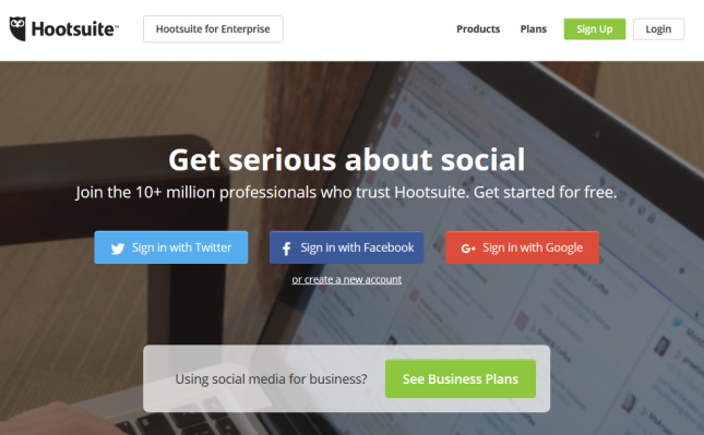 hootsuite - example of a content marketing tool